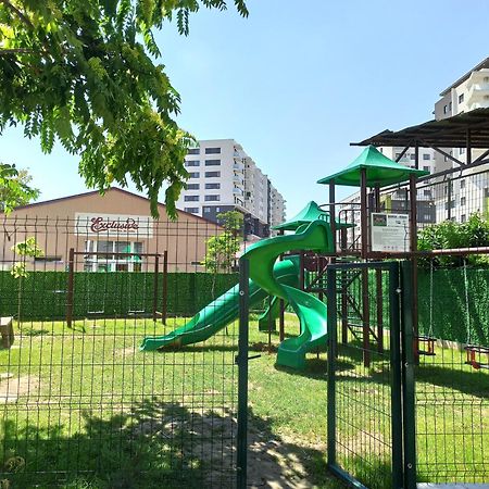 Summer Haven - Self Check-In & Parking Lot, Primashops&Lotus Nagyvárad Kültér fotó