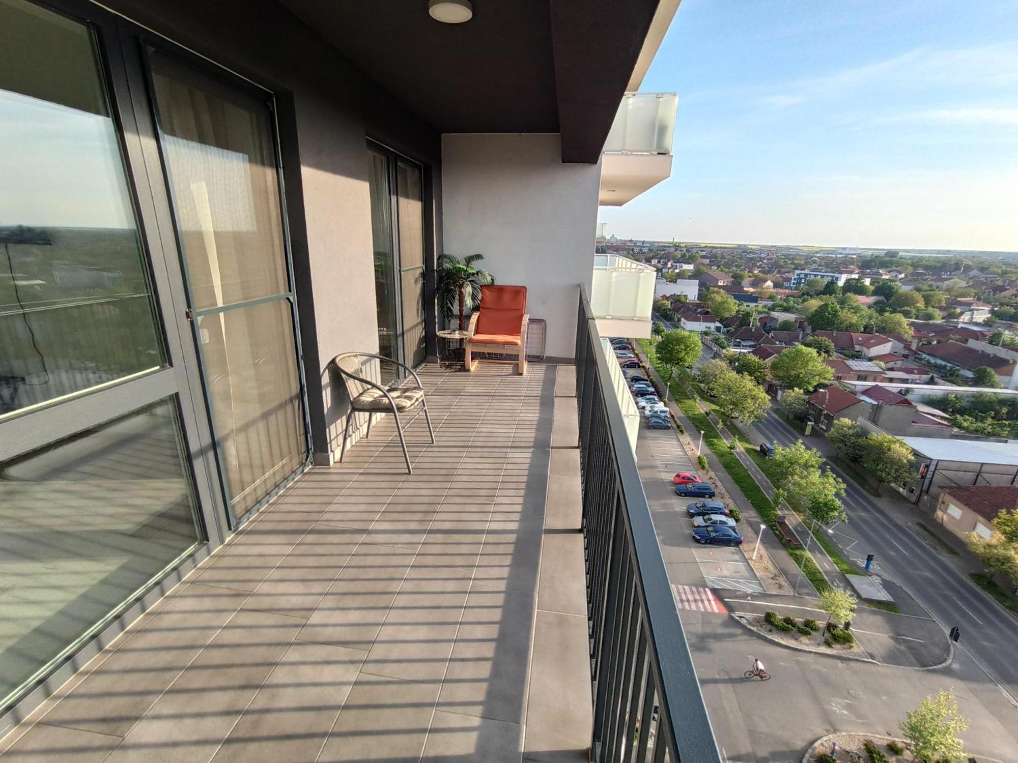 Summer Haven - Self Check-In & Parking Lot, Primashops&Lotus Nagyvárad Kültér fotó